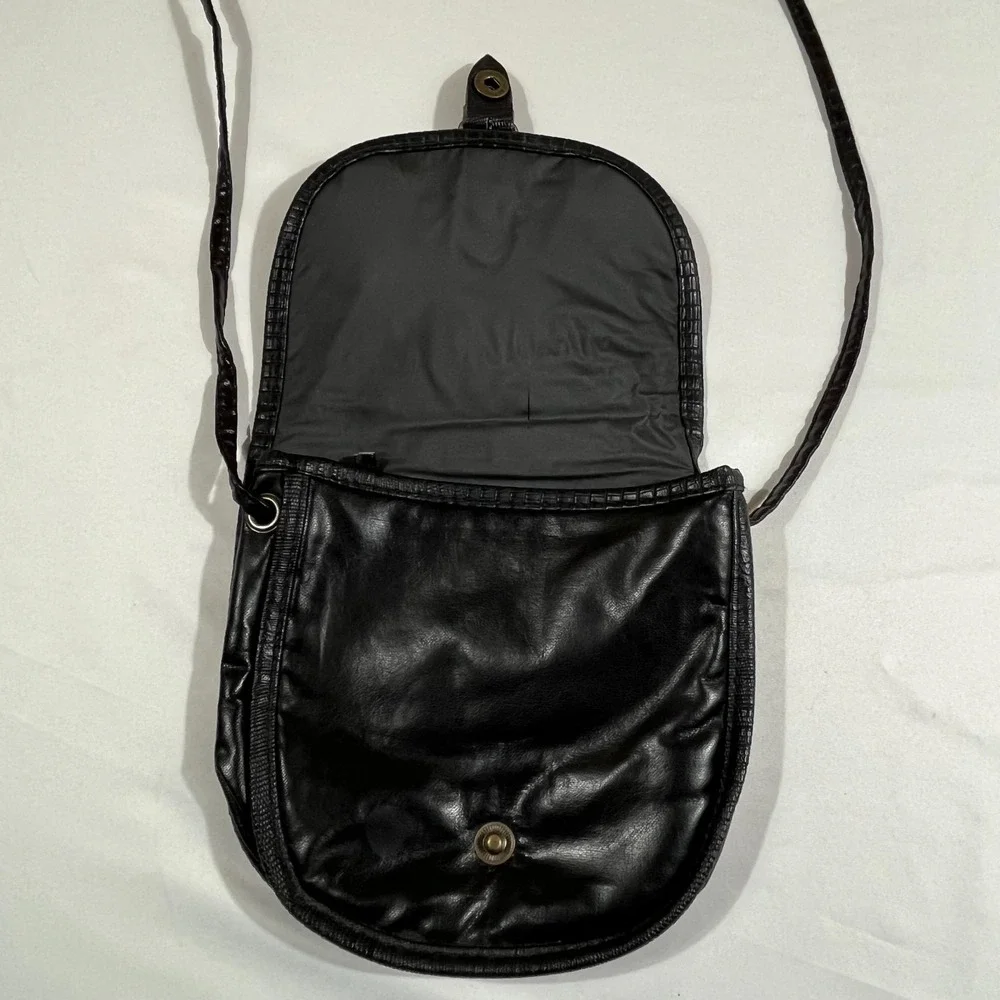 Vintage Pacific Connections Black Faux Leather‎ Crossbody Bag Made in Taiwan 90s